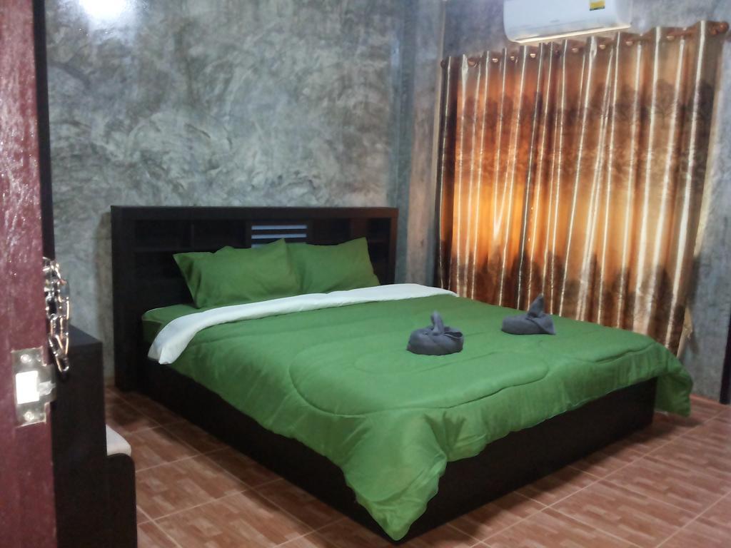 Bansappoori Aparthotel Lamphun Buitenkant foto